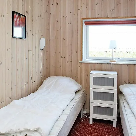 Three-bedroom Holiday In 13 * Vinderup